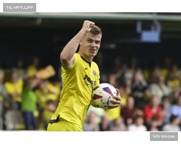 转会传闻：多家媒体称那不勒斯有意比利亚雷亚尔前锋瑟洛特